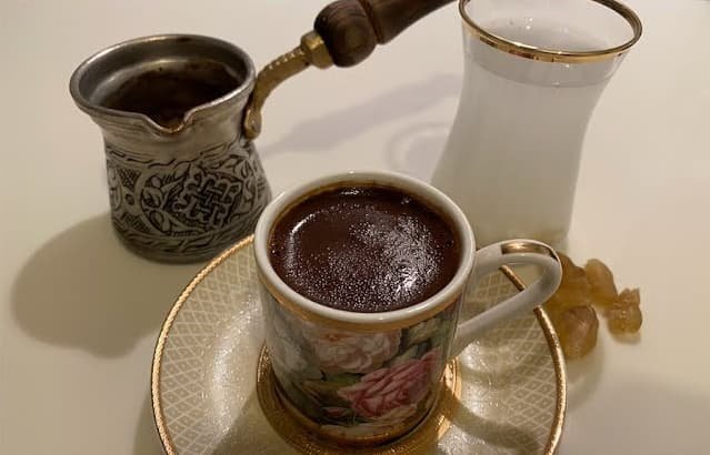 قهوة بالمستكة